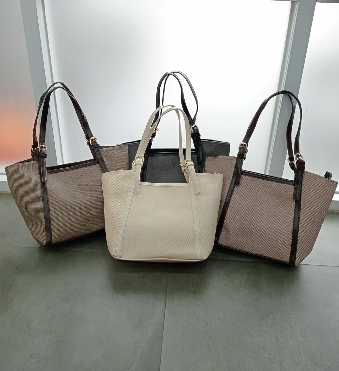 Tas 4